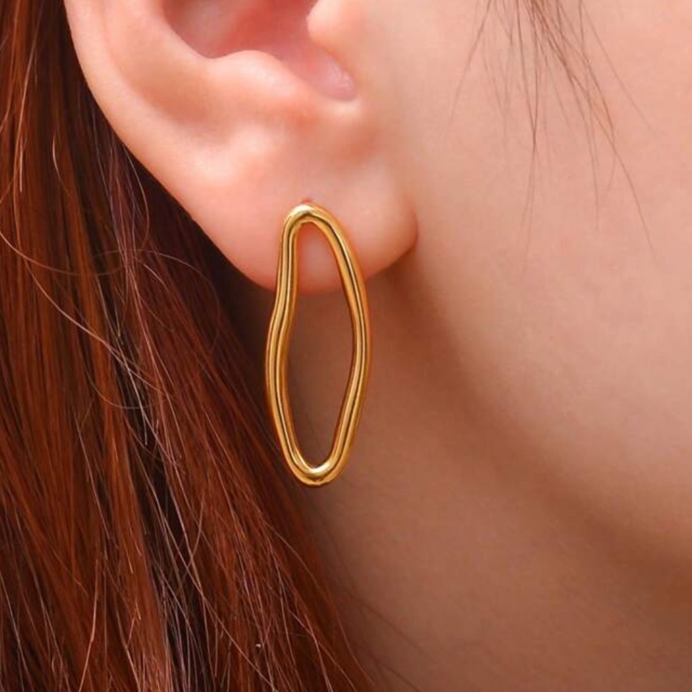 Gold plated stainless steel oval shaped earrings